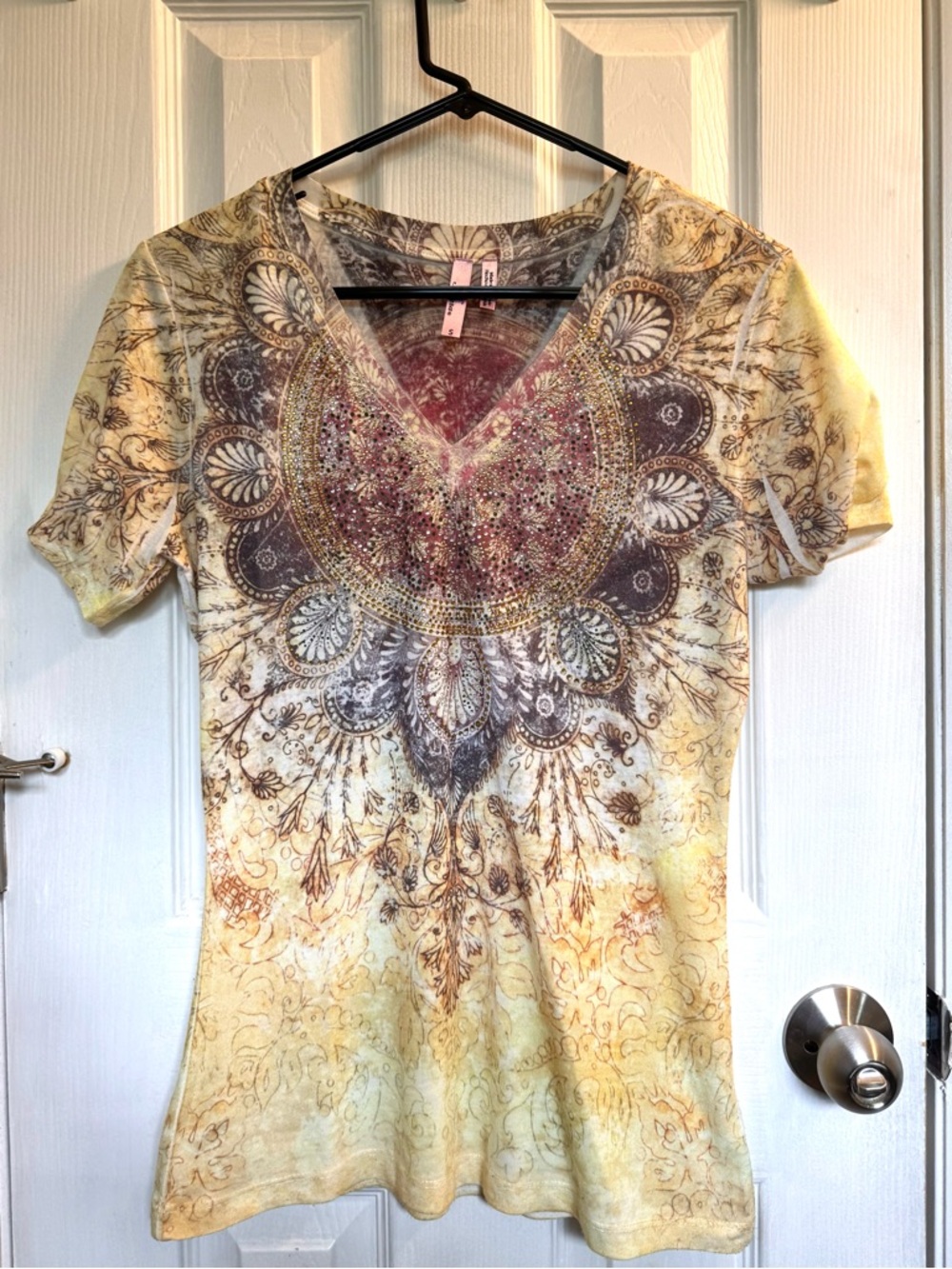 Kiara V-Neck Boho Floral Screen Print Women's Top in Yellow